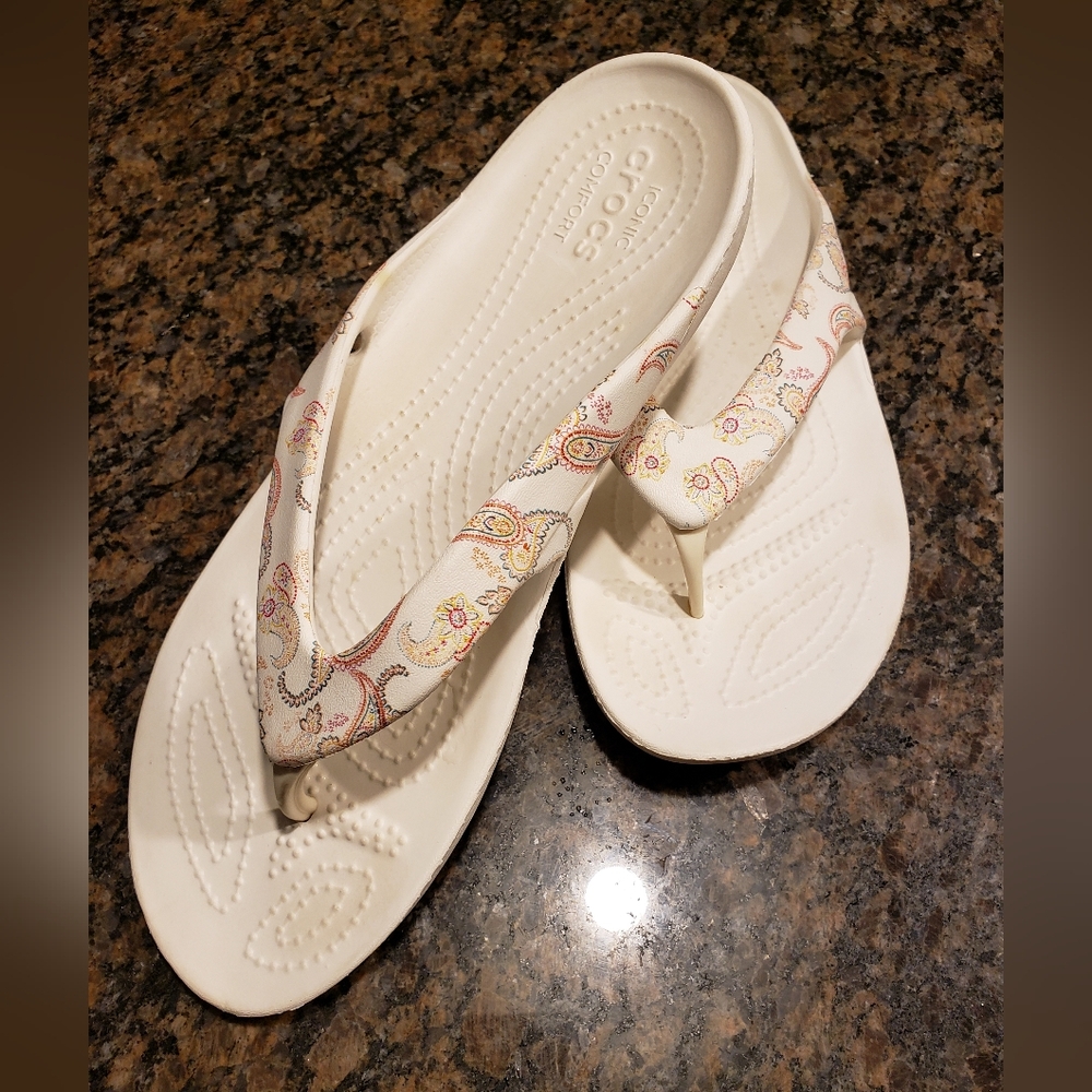 Crocs Flip Flops White With A Pink Paisley Print